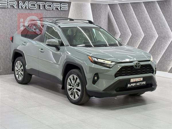 Toyota for sale in Iraq